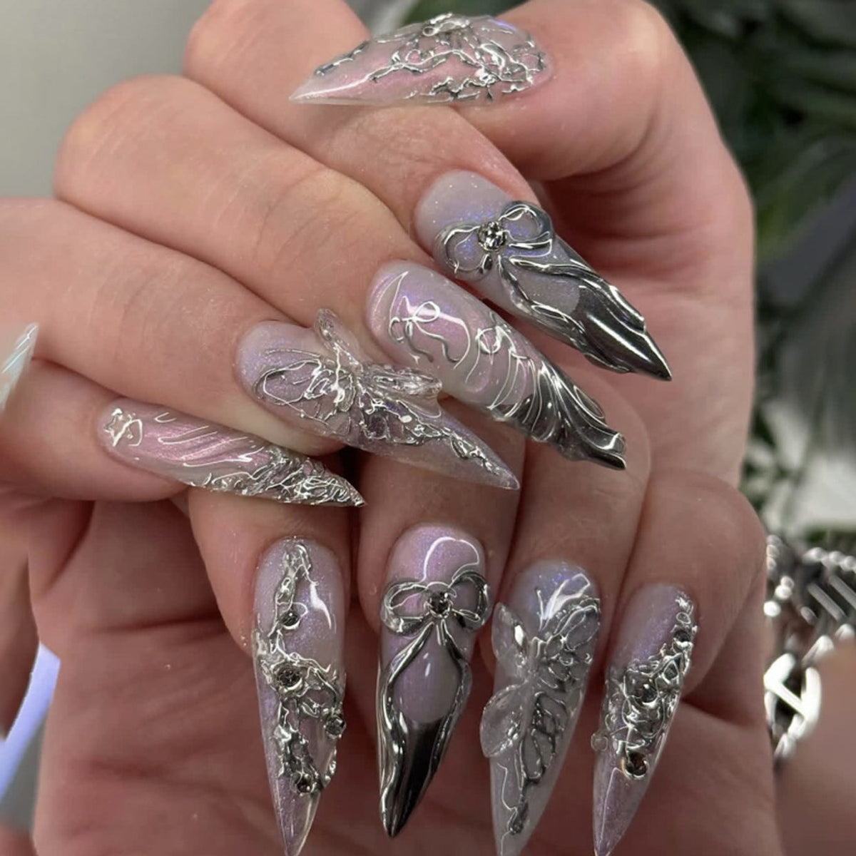 🪽 Silver Butterfly